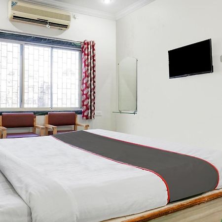 Hotel Collection O Shreya Talegaon Dabhade Exterior foto